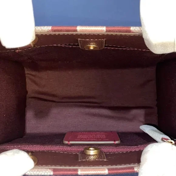 Coach Dempsey 22 Tote bag - Picture 5 of 7